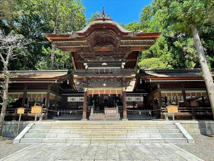 諏訪大社上社本宮